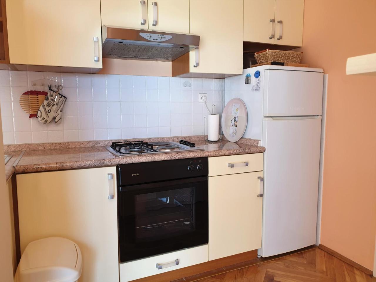 Apartment Valamar โนวาลยา ภายนอก รูปภาพ
