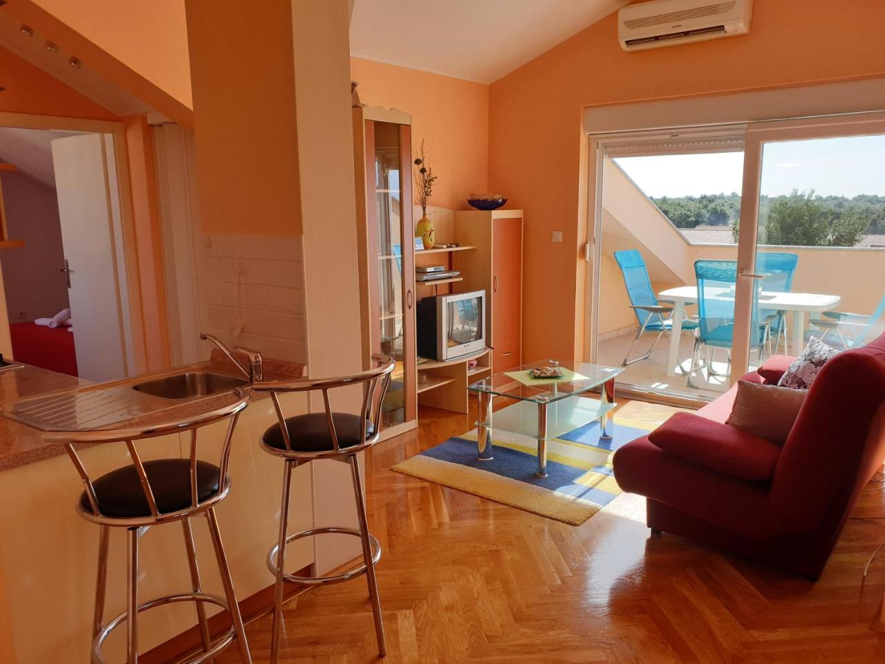 Apartment Valamar โนวาลยา ภายนอก รูปภาพ